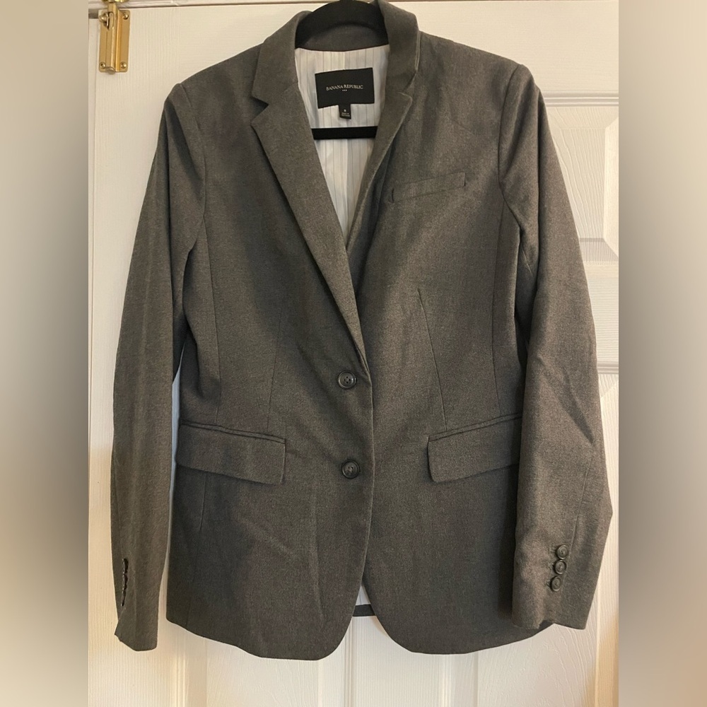 Banana Republic business career Gray lined Blazer size 8